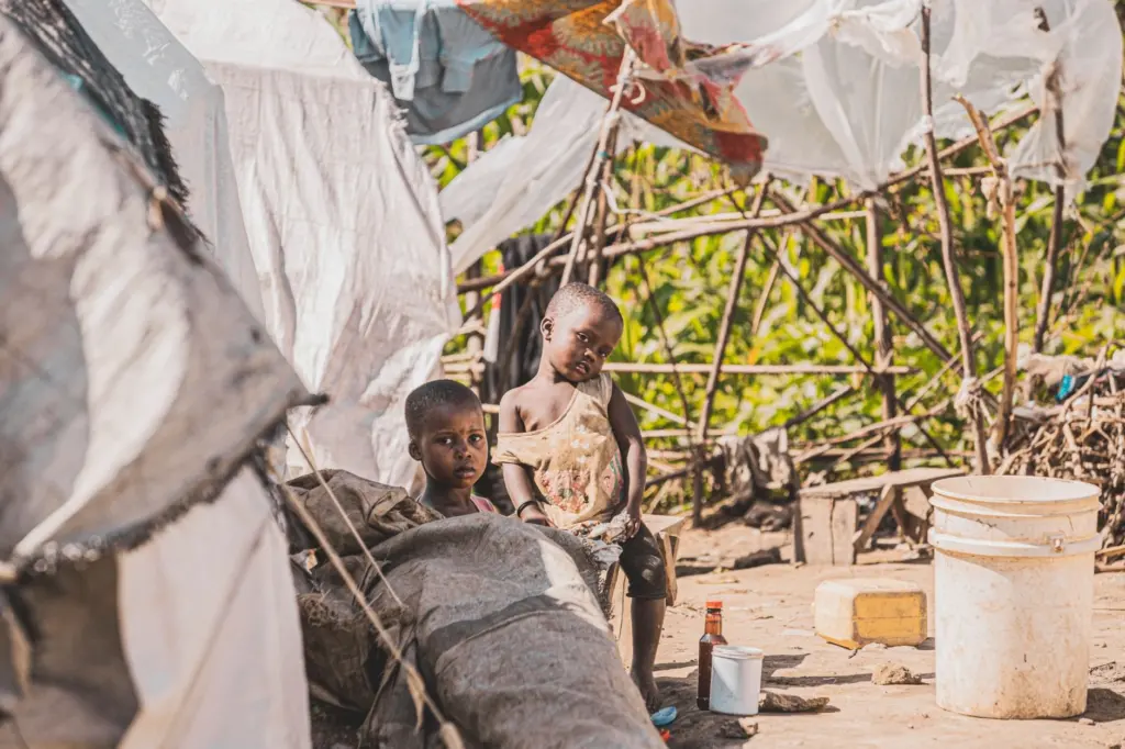 Tarpaulin and Plastic Sheeting as Shelter Flooring